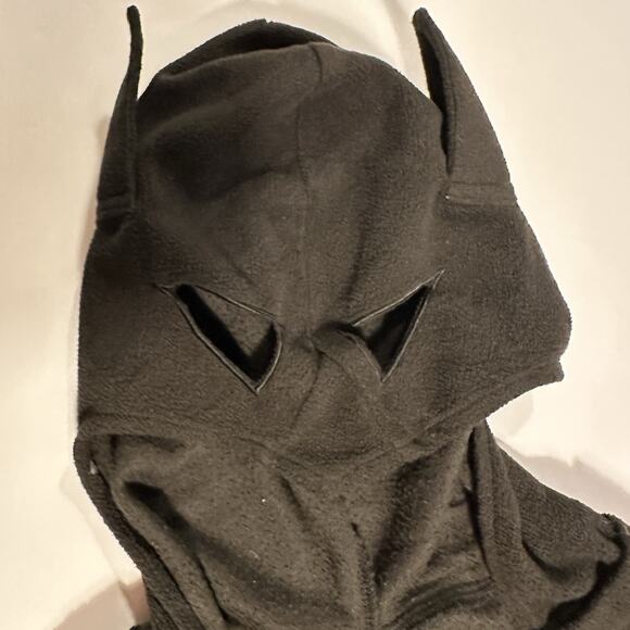 Batman Costume w/ Cape Footless Mens Fleece Pajamas Suit Medium - Picture 9 of 11